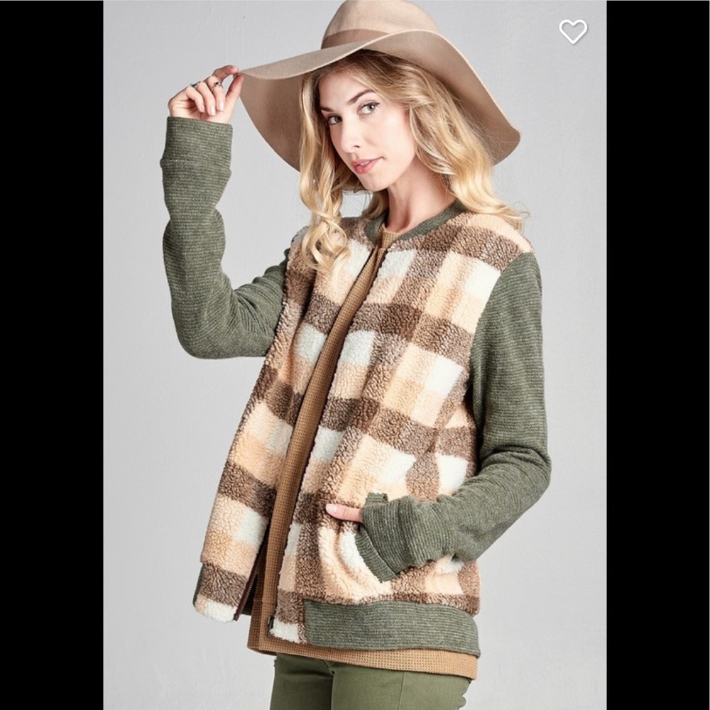 1 left❤️2 for $40❤️gingham Sherpa bomber jacket - Picture 3 of 10